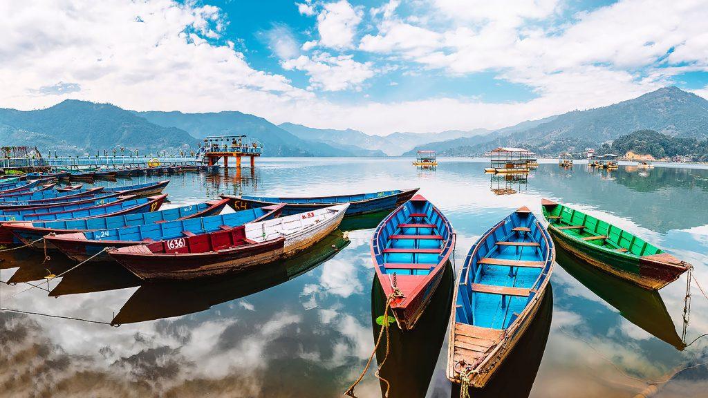 Озеро Фева в Покхаре, Непал