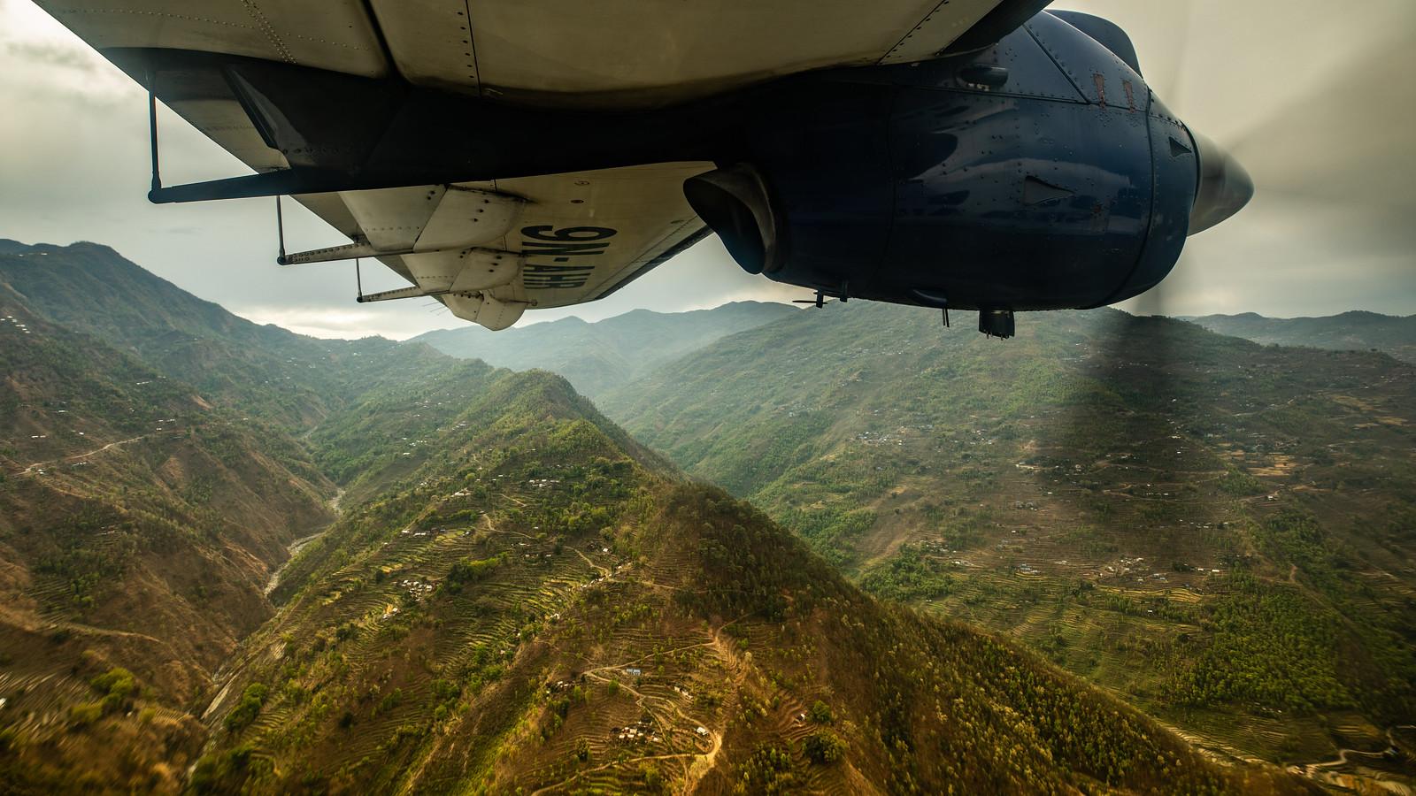 Вид из самолета - перелет Лукла - Катманду