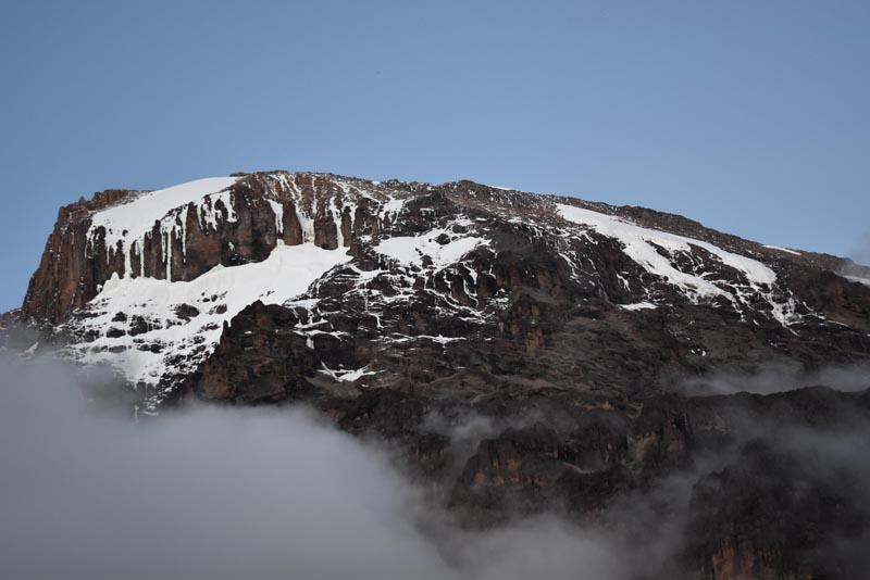 Килиманджаро из лагеря Barranco