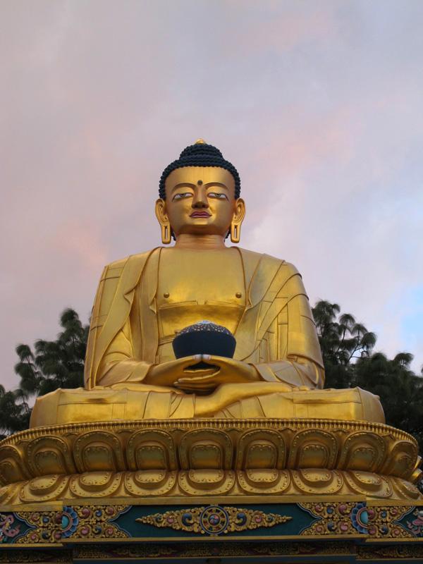 Статуя Будды в Катманду