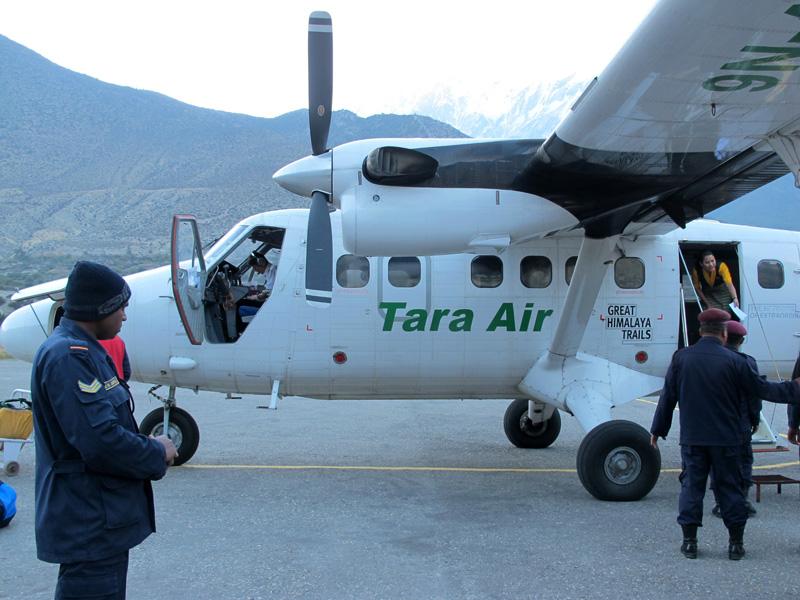 Самолет Джомсом - Покхара