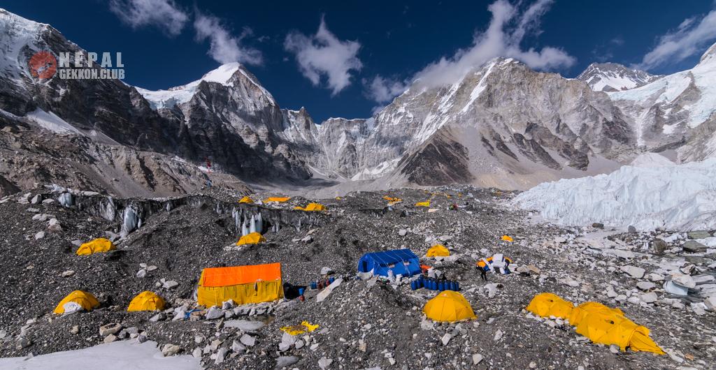 Базовый лагерь Эвереста - палатки