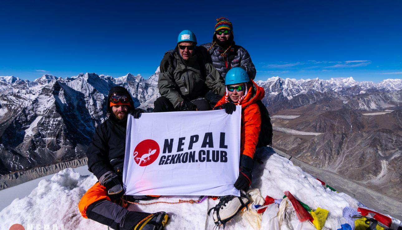 Восхождение на Айленд Пик через Гокио