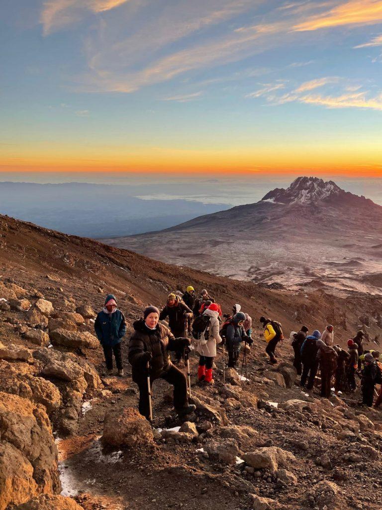 Подъем на Килиманджаро - рассвет и вершина Мавензи