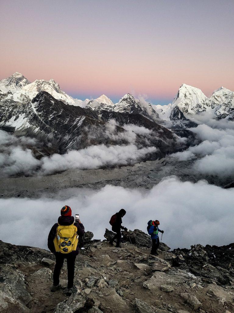 Эверест на закате с Гокио Ри