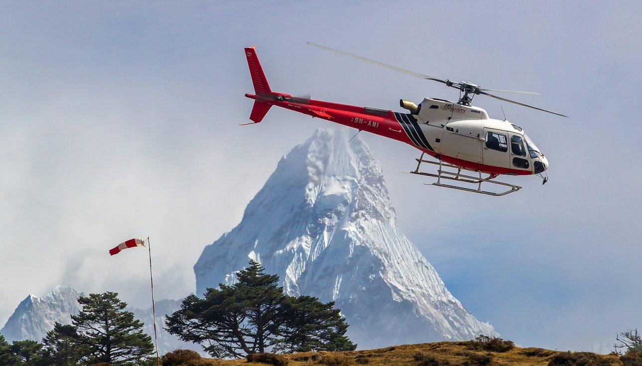 Вертолетные туры к Эвересту