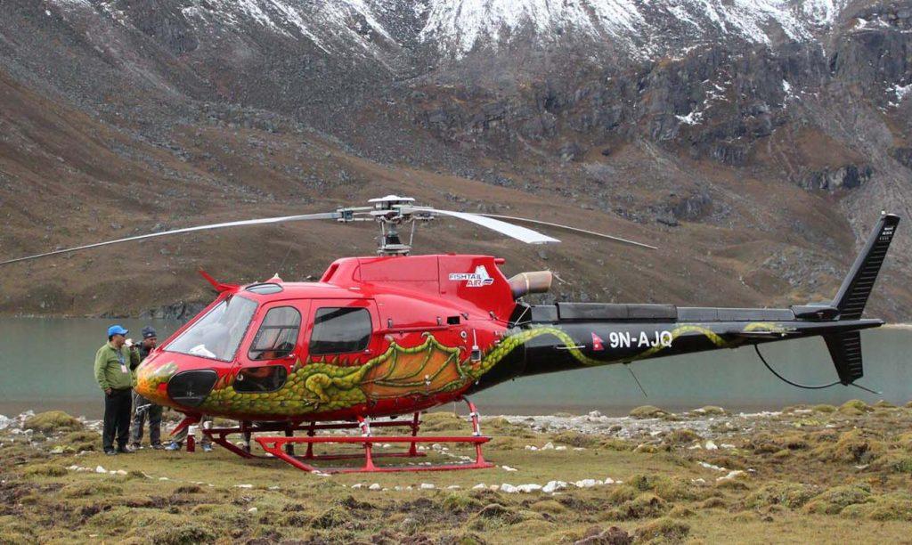 Вертолет Eurocopter AS 350 B3e «Ecureuil»  и  AS 350 B3+ - вертолетные туры в Непале