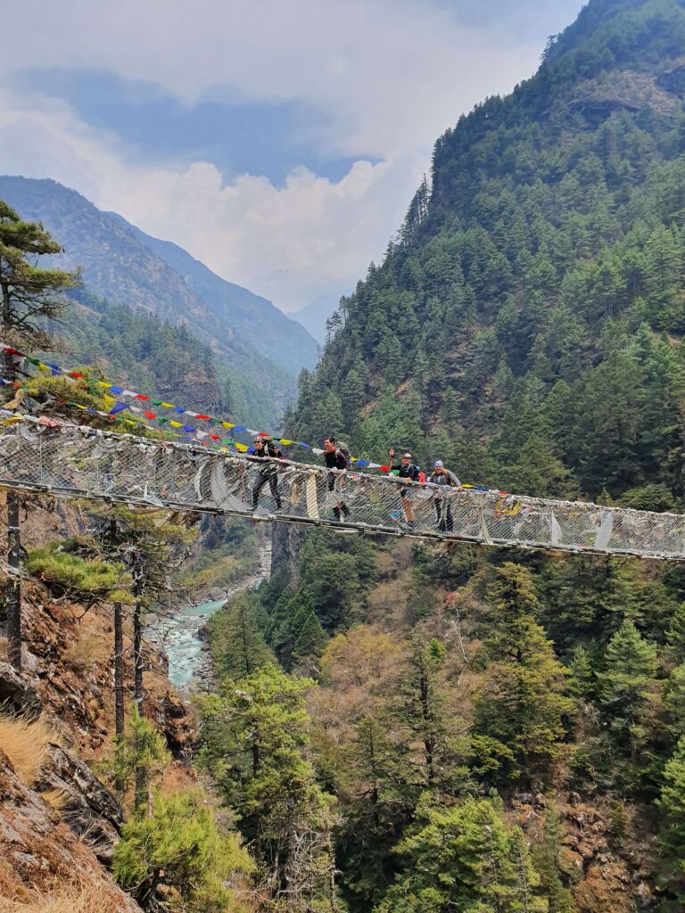 мост Хиллари, Непал
