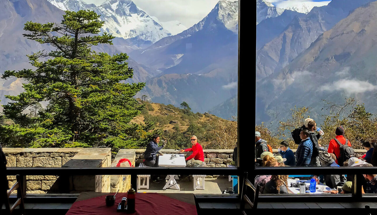 Кафе в отеле Hotel Everest View
