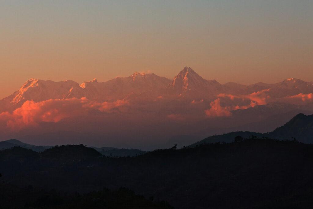Рассвет в Покхаре на смотровой Сарангкот