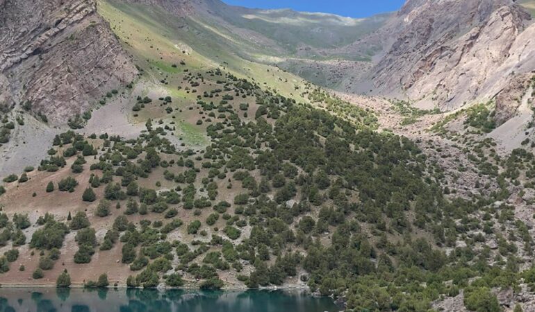 Алаудинские озера в туре по Фанским горам