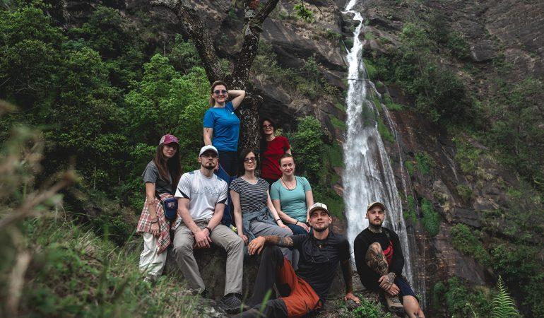 Водопад на треке вокруг Аннапурны