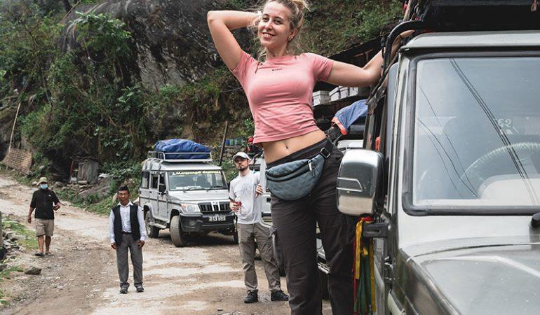 Заброска наджипах на трек вокруг аннапурны