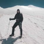 Альпинист на Скалах Ленца