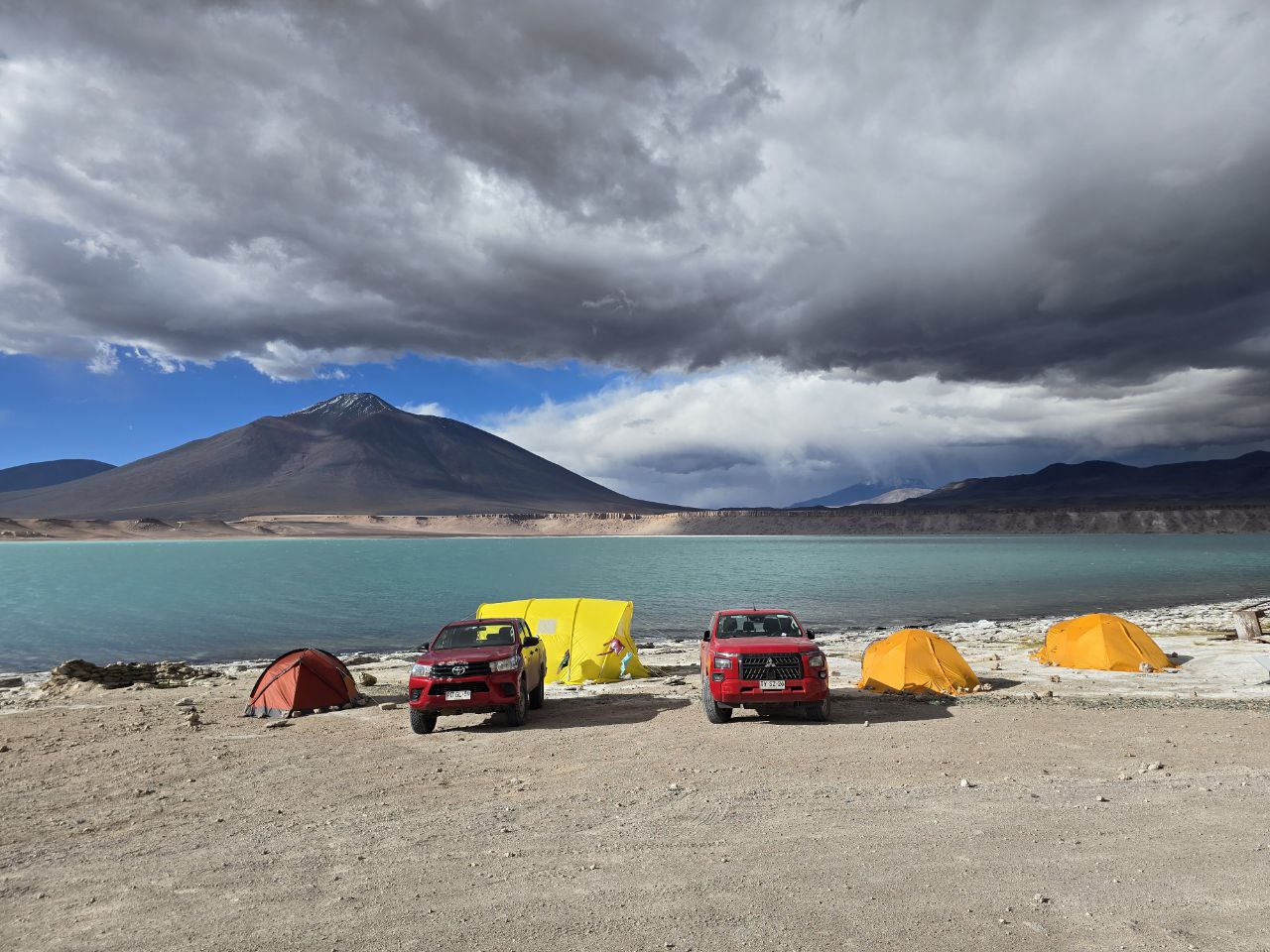 Лагуна Верде, лагерь