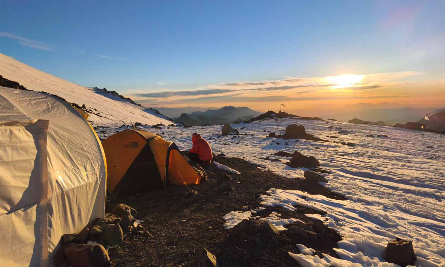 лагерь Нидо-де-Кондорес