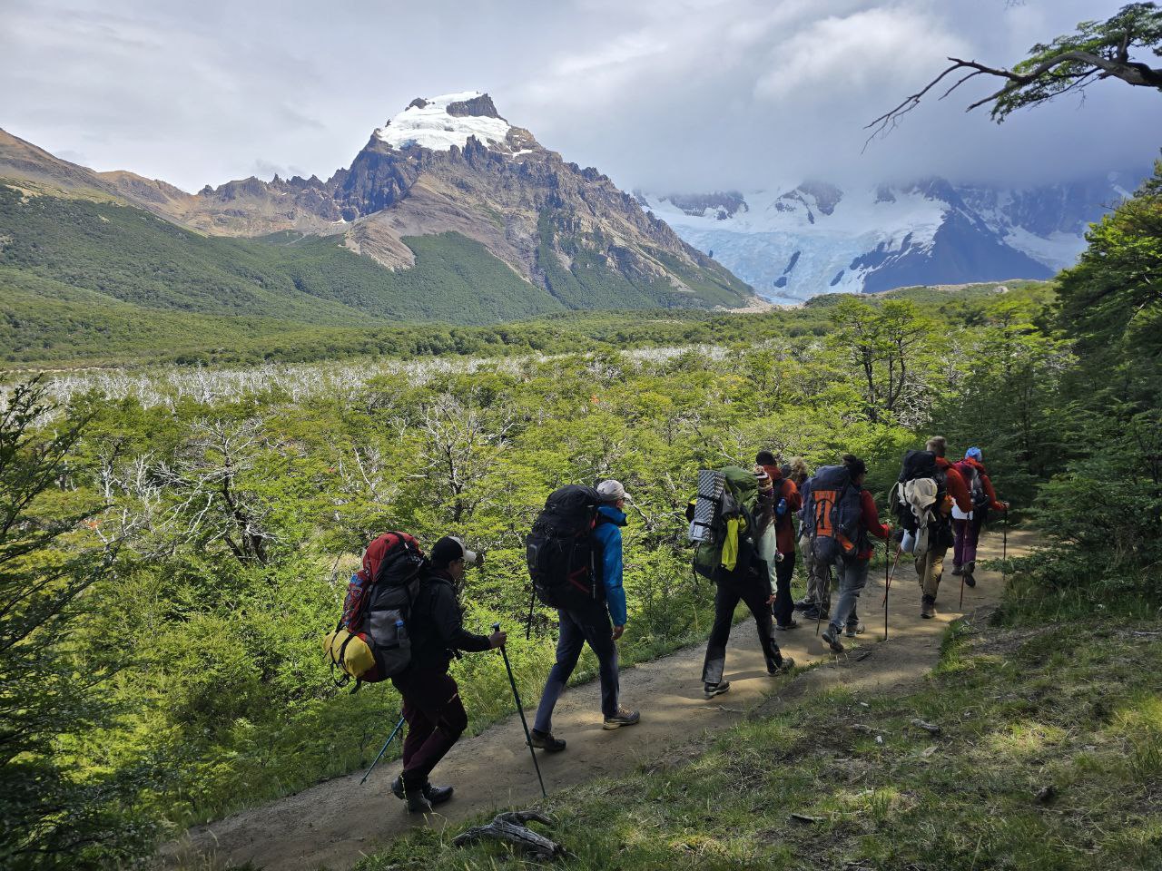 на пути в кемпинг Agostini в долине Серро-Торре 3
