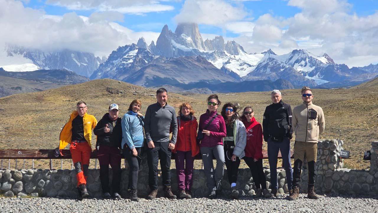 вид на Фицрой, по пути в Поинсенот кемпинг