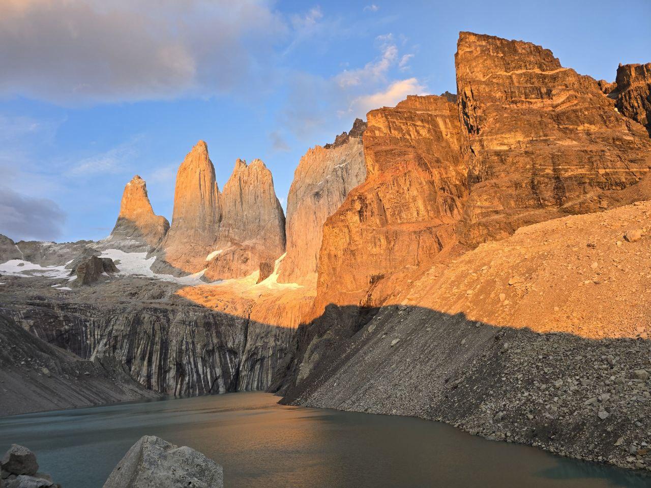 рассвет в Torres Base Camp 3