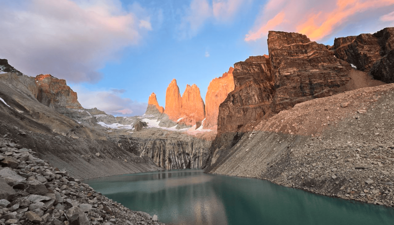 рассвет в Torres Base Camp