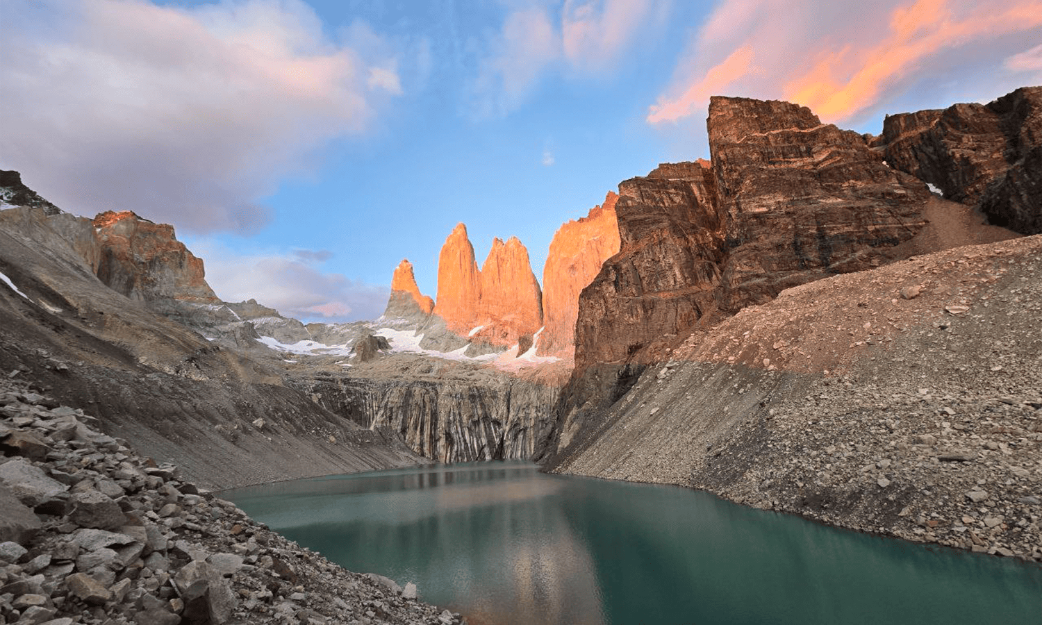 рассвет в Torres Base Camp