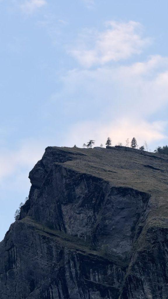 в районе Джагат, вокруг Манаслу (2)