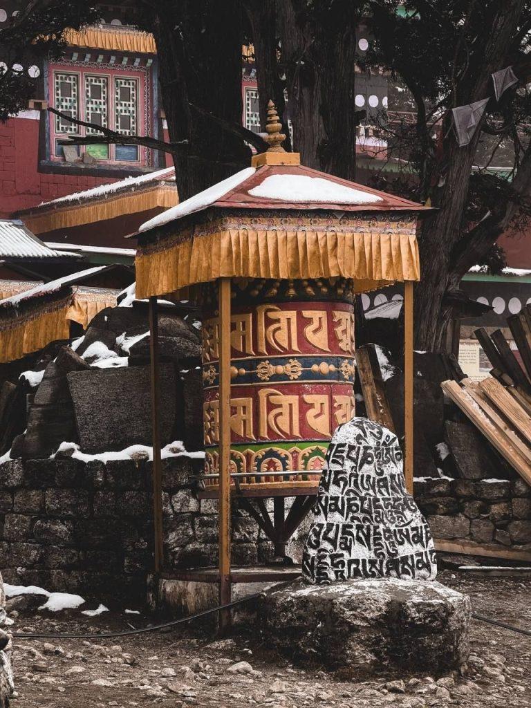 Доле, апрель 2026