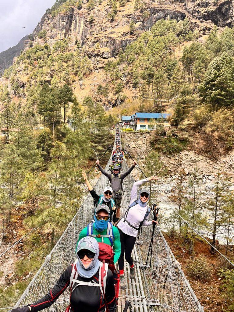 Пхакдинг, старт к базовому лагерю Эвереста по классике